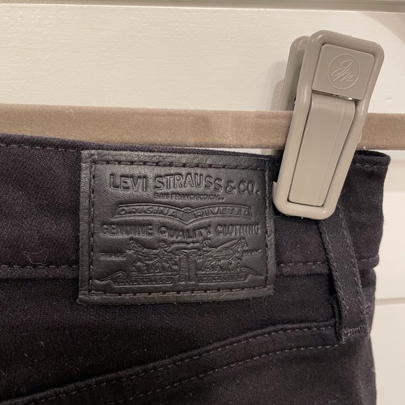 Levi’s 724 High Rise Straight Crop - Picture 6 of 9